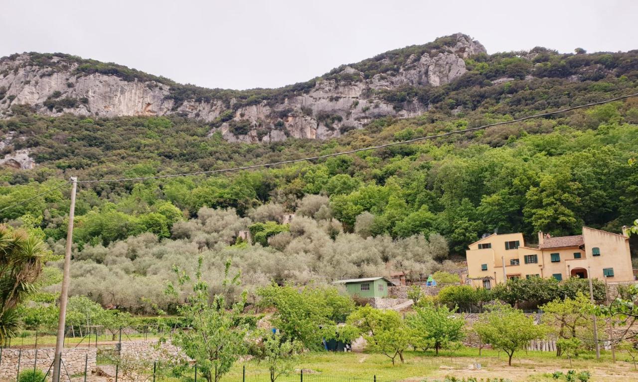 Agriturismo Alveare Finale Ligure Eksteriør billede