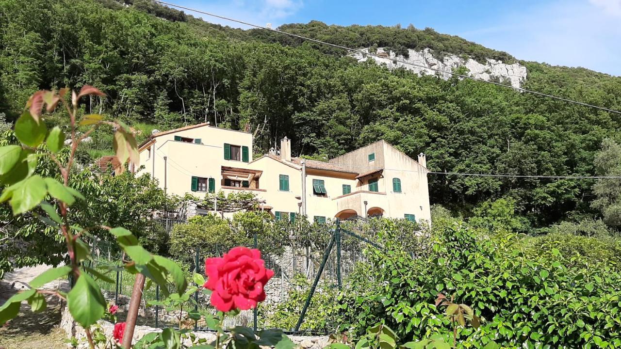 Agriturismo Alveare Finale Ligure Eksteriør billede