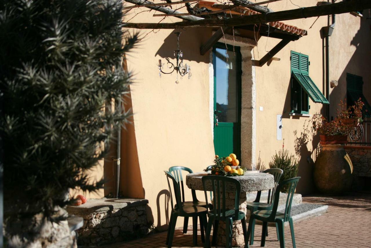 Agriturismo Alveare Finale Ligure Eksteriør billede
