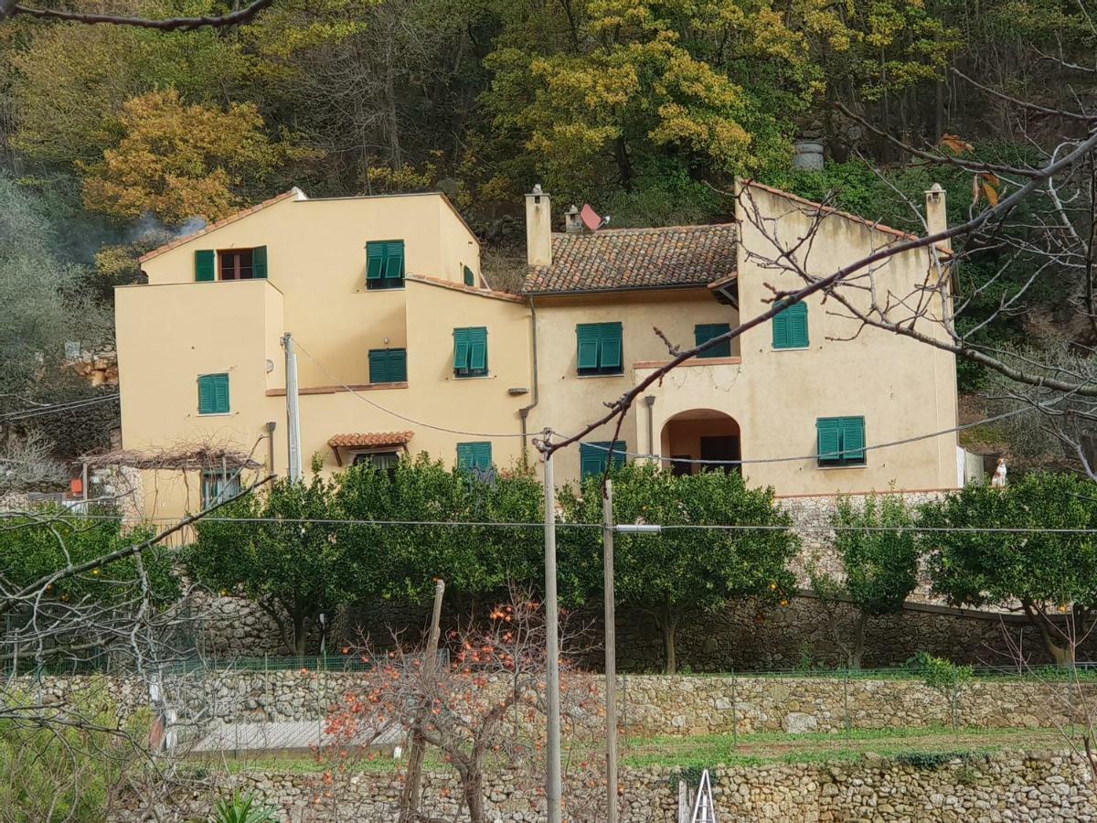 Agriturismo Alveare Finale Ligure Eksteriør billede