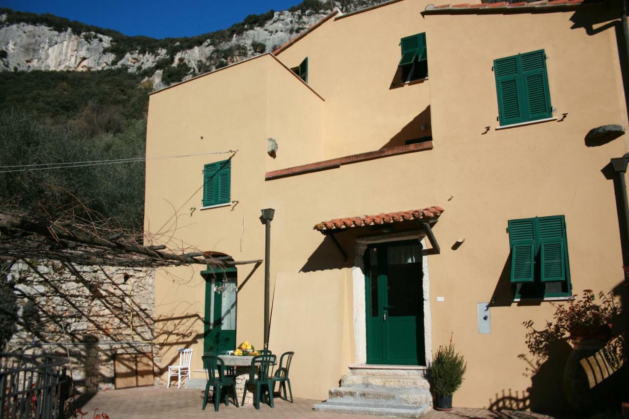Agriturismo Alveare Finale Ligure Eksteriør billede