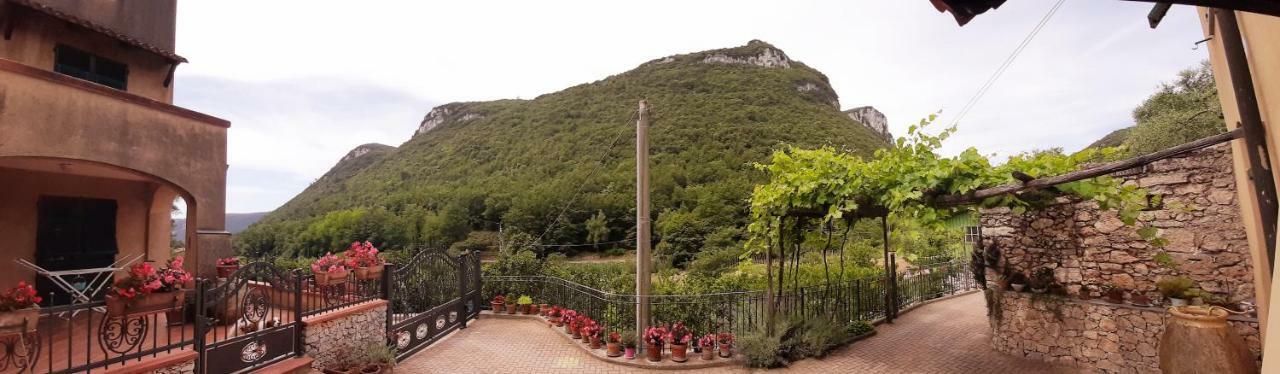 Agriturismo Alveare Finale Ligure Eksteriør billede