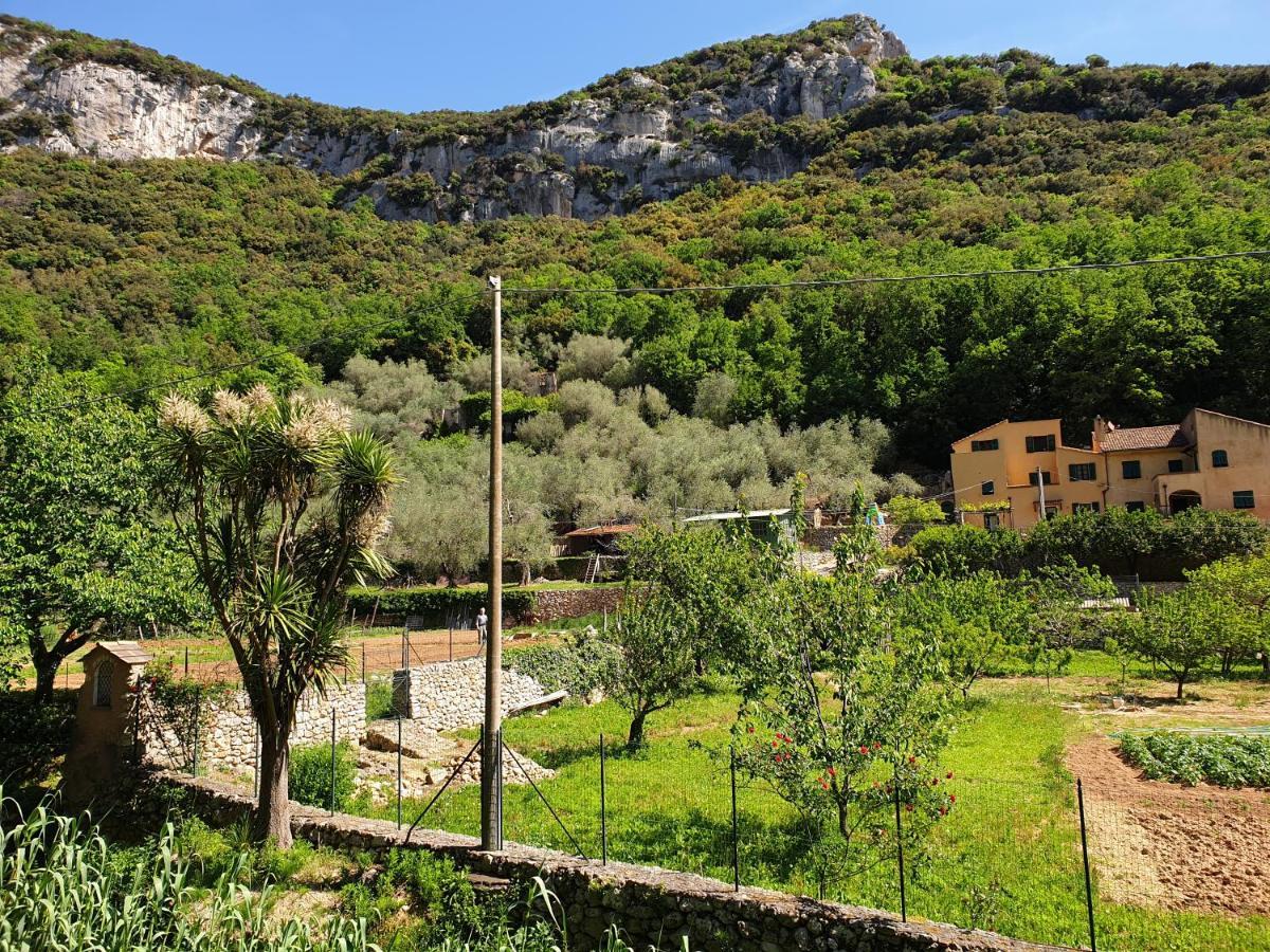 Agriturismo Alveare Finale Ligure Eksteriør billede